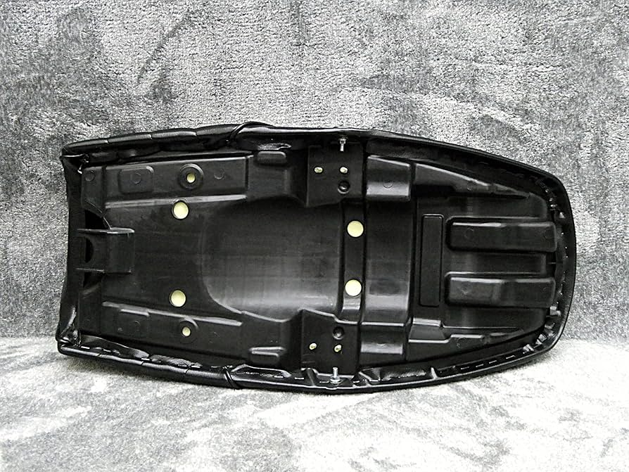 ＲＺ２５０　タックロール　シート　黒　皮　/ RZ350 Amazon | RZ 黒皮 タックロールシート/ RZ250 RZ350 4L3 4U0